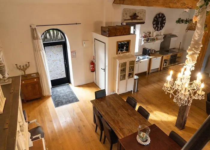 Hébergement de vacances Maison 4 *